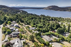 8109 Northwind Dr Lantzville, BC V0R 2H0