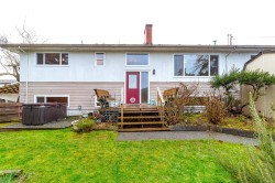 3030 Dogwood Rd Duncan, BC V9L 4T8