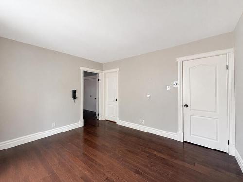 54 Summit Avenue, Thunder Bay, ON - Indoor Photo Showing Other Room