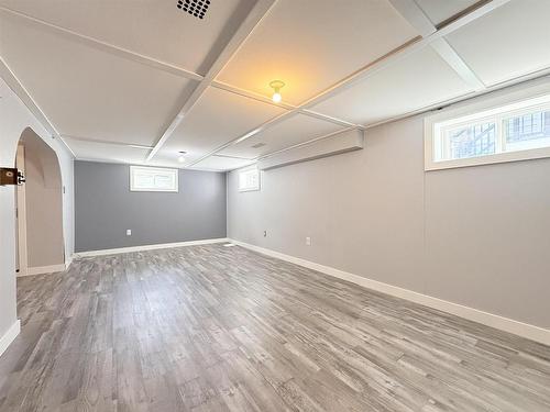 54 Summit Avenue, Thunder Bay, ON - Indoor