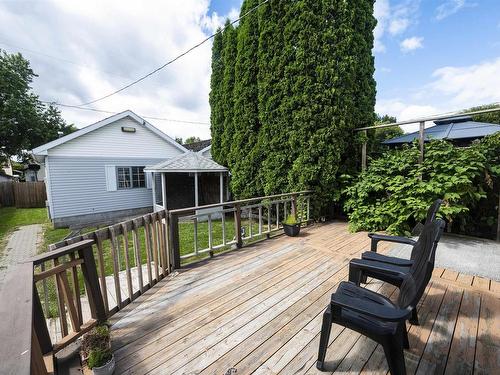 735 Ernestine Avenue, Thunder Bay, ON - Outdoor With Deck Patio Veranda With Exterior