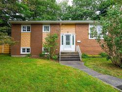 7 Willowdale Terrace  Halifax, NS B3P 1S1