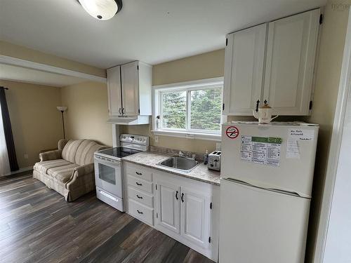1698 Highway 247, L'Ardoise, NS - Indoor Photo Showing Kitchen