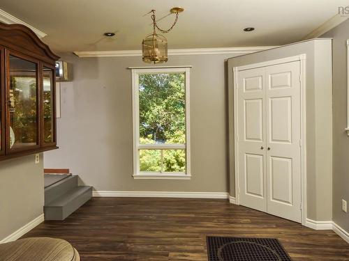 27 Riverview Drive, Bridgewater, NS - Indoor Photo Showing Other Room