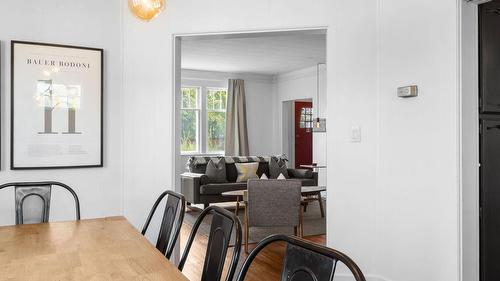 701 Broadway Street, Nakusp, BC - Indoor Photo Showing Dining Room
