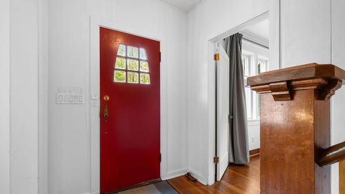 701 Broadway Street, Nakusp, BC - Indoor Photo Showing Other Room