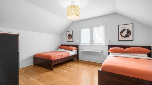 701 Broadway Street, Nakusp, BC - Indoor Photo Showing Bedroom