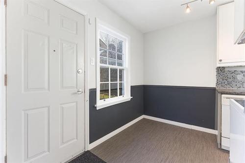 1174 Downing St, Winnipeg, MB - Indoor Photo Showing Other Room