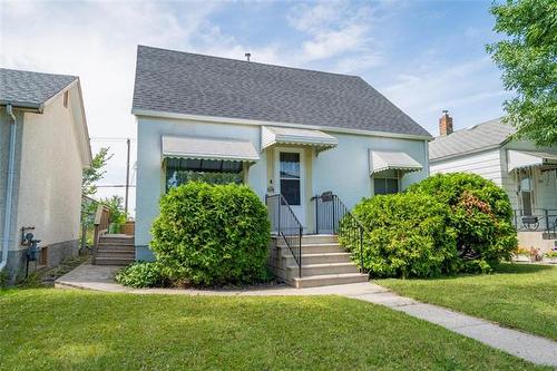 1174 Downing St, Winnipeg, MB - Outdoor