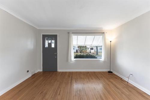 1174 Downing St, Winnipeg, MB - Indoor Photo Showing Other Room
