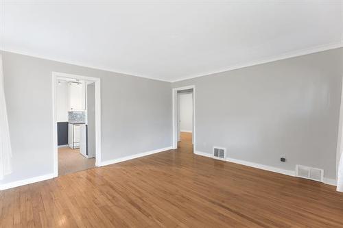1174 Downing St, Winnipeg, MB - Indoor Photo Showing Other Room