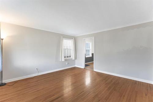 1174 Downing St, Winnipeg, MB - Indoor Photo Showing Other Room