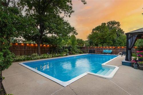 3 Attache Pl, Winnipeg, MB - Outdoor With In Ground Pool With Backyard