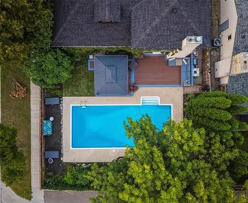 3 Attache Pl, Winnipeg, MB - Outdoor With In Ground Pool