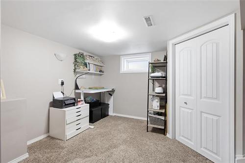 200 Toronto Ave, Selkirk, MB - Indoor