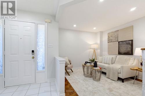 5582 Kimmeridge Gate, Mississauga, ON 