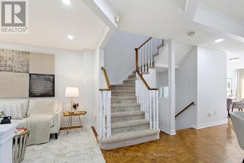 5582 Kimmeridge Gate, Mississauga, ON 
