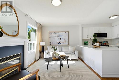 5582 Kimmeridge Gate, Mississauga, ON 
