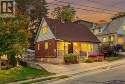 106 CEDAR Street S  Kitchener, ON N2G 3L9
