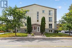 304 - 646 CUMMINGS AVENUE  Ottawa, ON K1K 2K6
