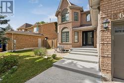 Beautiful Perennial Gardens & Fabulous Curb Appeal - 