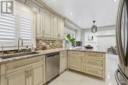 Lots of counter space for meal prep - 