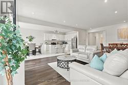 9' Ceilings and Pot Lights - 