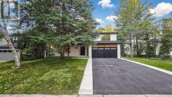 292 STILL'S LANE  Oakville, ON L6J 5Y5