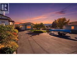 152 Elm Avenue Kamloops, BC V2B 1L2