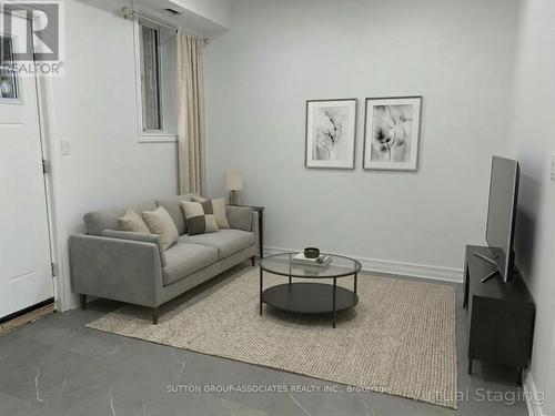 2ND FLR - 792 COLLEGE STREET , Toronto, Ontario M6G 1C5 3