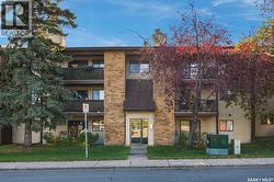202 275 Kingsmere BOULEVARD  Saskatoon, SK S7J 4J6