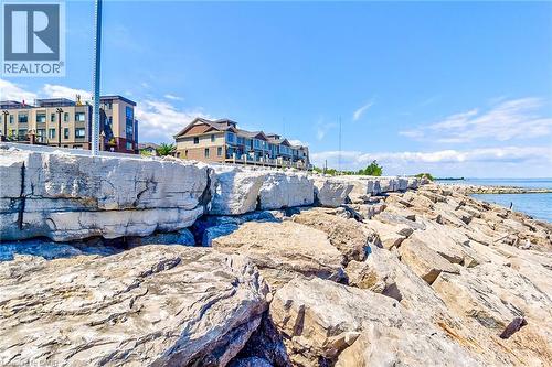 65 Waterview Lane, Grimsby, ON 