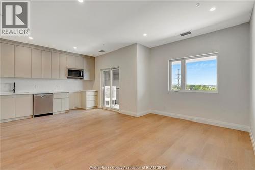 4400 LAURIER Unit# 527 , LaSalle, Ontario N9H 0R1 4