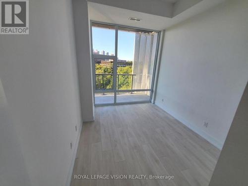 525 - 25 ADRA GRADO WAY , Toronto, Ontario M2J 0H6 3