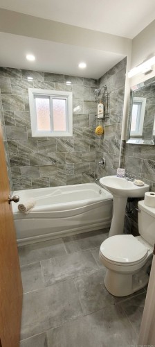 2-3725 Av. Laurier E. , Montréal (Rosemont/La Petite-Patrie), QC H1X 1V6 5