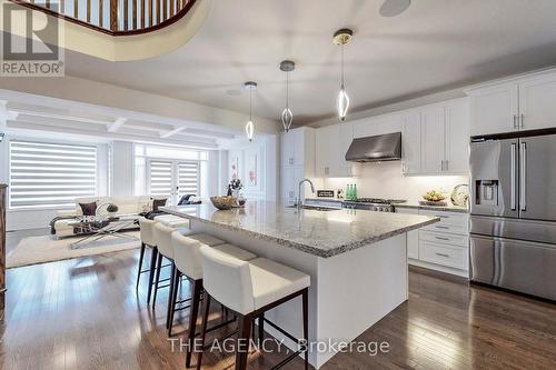 7 KIPLING GROVE COURT , Toronto, Ontario M9B 0C6 2