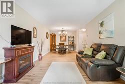 150 PARK AVENUE East Unit# 211 Chatham, ON N7M 3V6