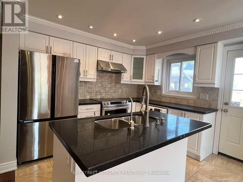 21 MONTEZUMA TRAIL , Toronto, Ontario M1V 1K4 4