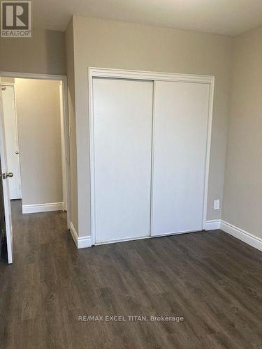 639D - 468 OTTAWA STREET , Hamilton, Ontario L8H 4A6 5