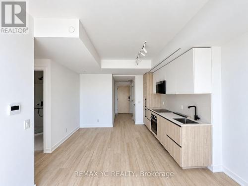 308 - 699 SHEPPARD AVENUE E , Toronto, Ontario M2K 0J5 2