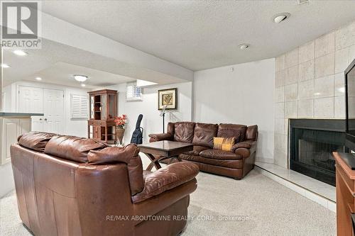 LOWER - 1374 HERITAGE WAY , Oakville, Ontario L6M 3C9 4
