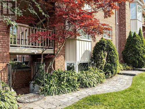 LOWER - 831 REGAL CRESCENT , Pickering, Ontario L1X 2P8 3