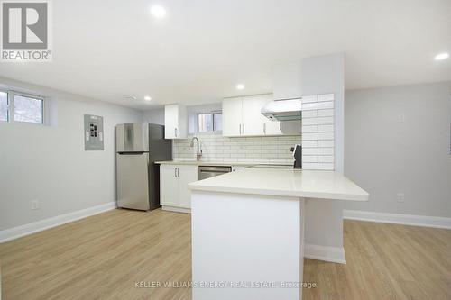 LOWER - 574 OLIVE AVENUE , Oshawa (Donevan), Ontario L1H 2R3 3