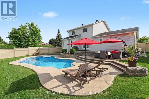 21 WEST RIDGE DRIVE , Ottawa, Ontario K2S 1S4 2