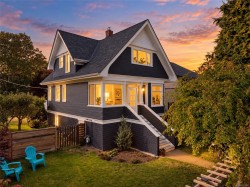 1200 Hampshire Rd Oak Bay, BC V8S 4T2