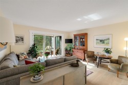 #416-1433 Faircliff Lane Victoria, BC V8S 3J6