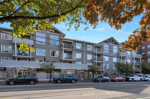 #307-2823 Jacklin Rd  Langford, BC V9B 3Y1