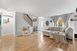 Salon - 
