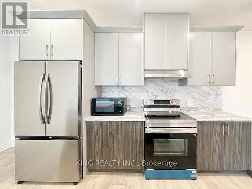 MAIN FLOOR - 7406 MAJESTIC TRAIL , Niagara Falls, Ontario L2H 3V8 3