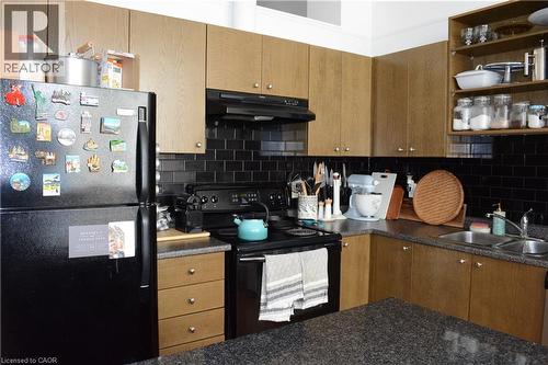 404 KING Street W Unit# 204 , Kitchener, Ontario N2G 2L5 5